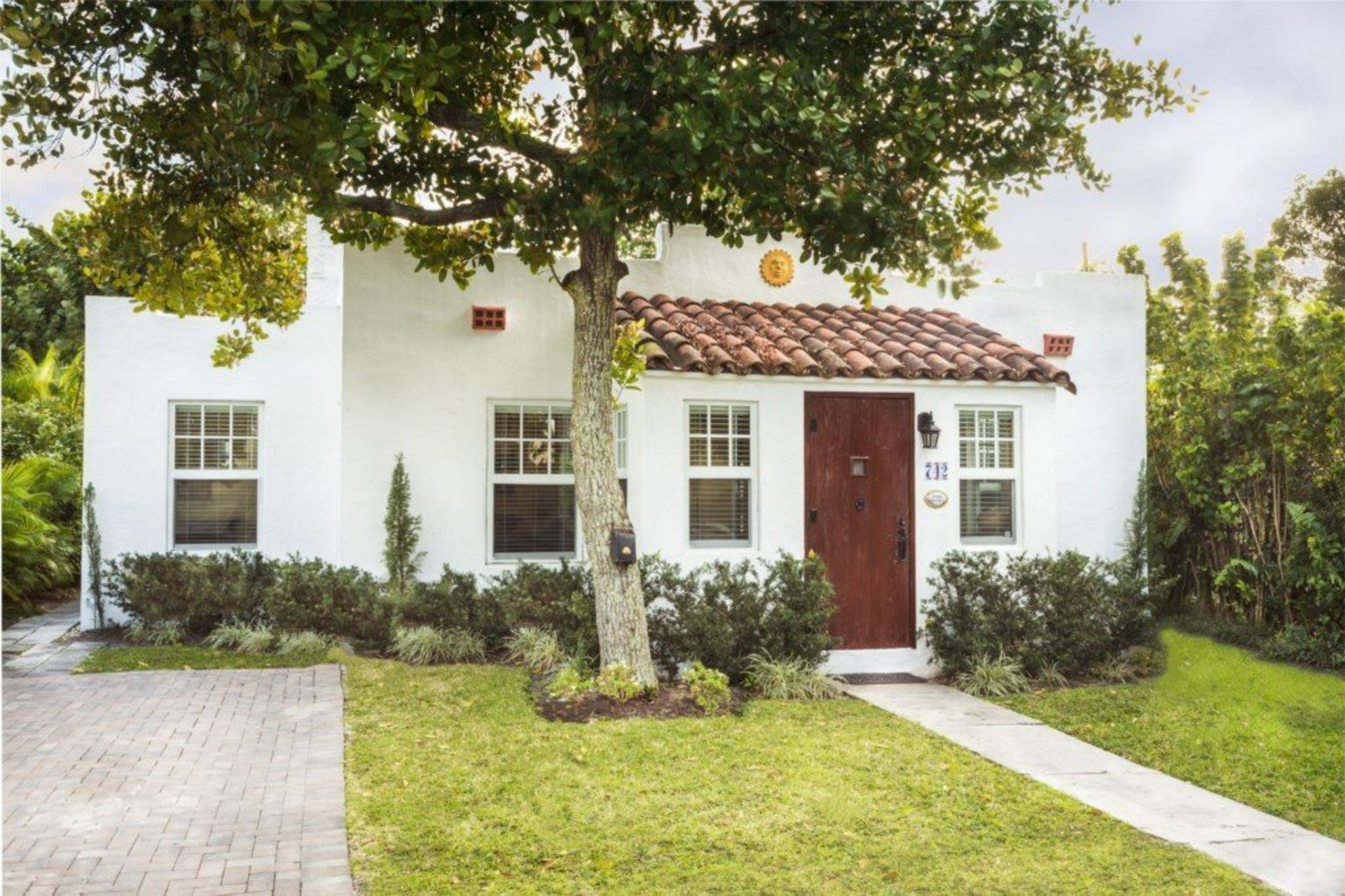 Nenavadna vila na vrhunski lokaciji v West Palm Beachu, West Palm Beach Villa 1114
