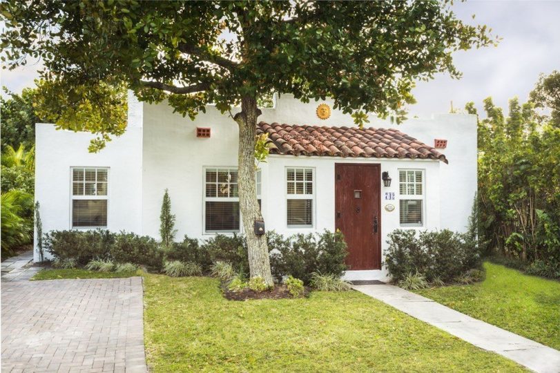 Nenavadna vila na vrhunski lokaciji v West Palm Beachu, West Palm Beach Villa 1114