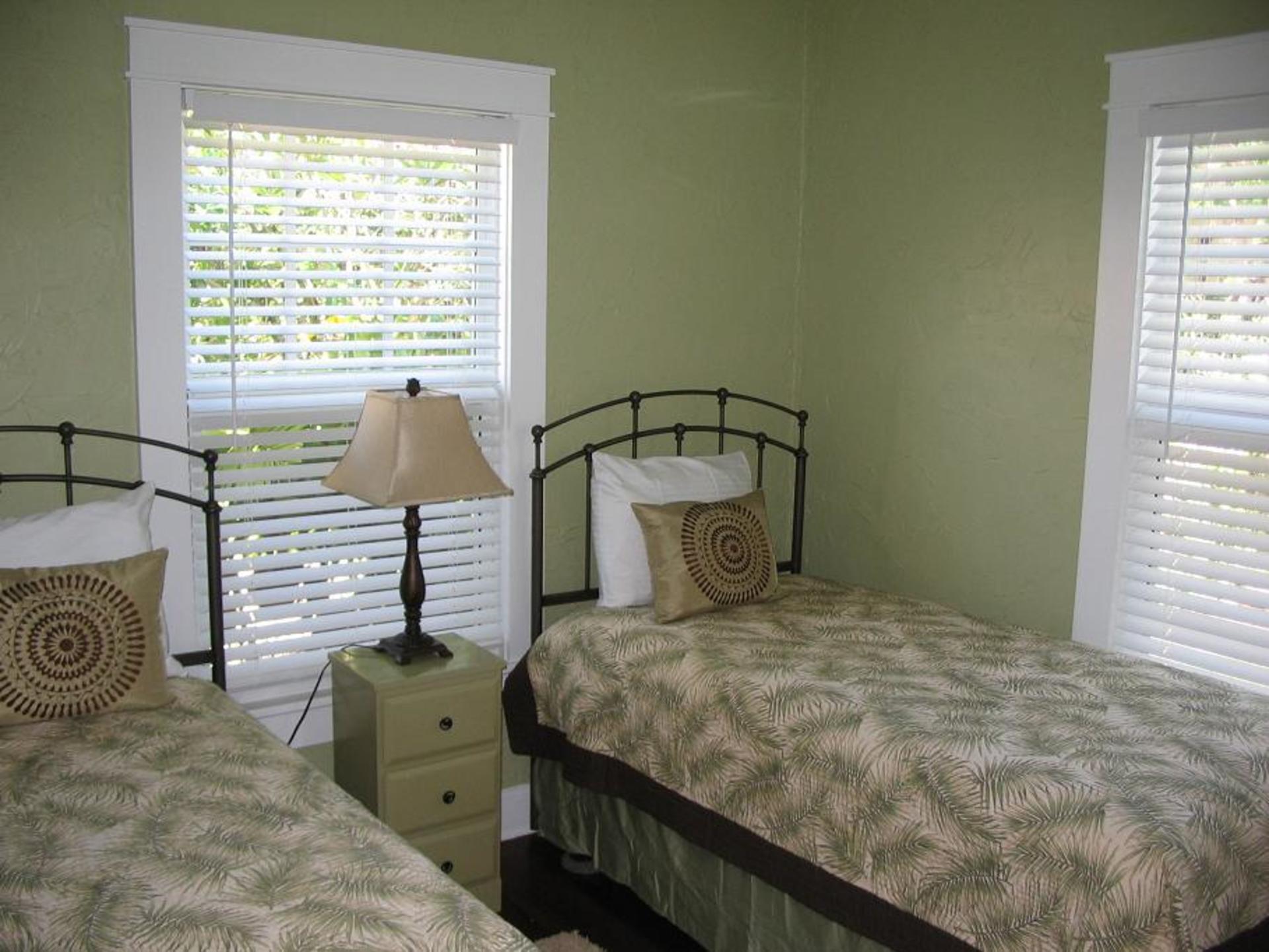 Nenavadna vila na vrhunski lokaciji v West Palm Beachu, West Palm Beach Villa 1114