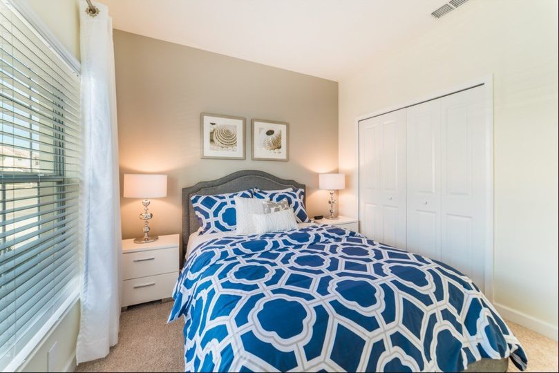Skrivnost uživanja v vaši počitniški hiši z zasebnim bazenom v letovišču Storey Lake, Townhome Orlando 1834