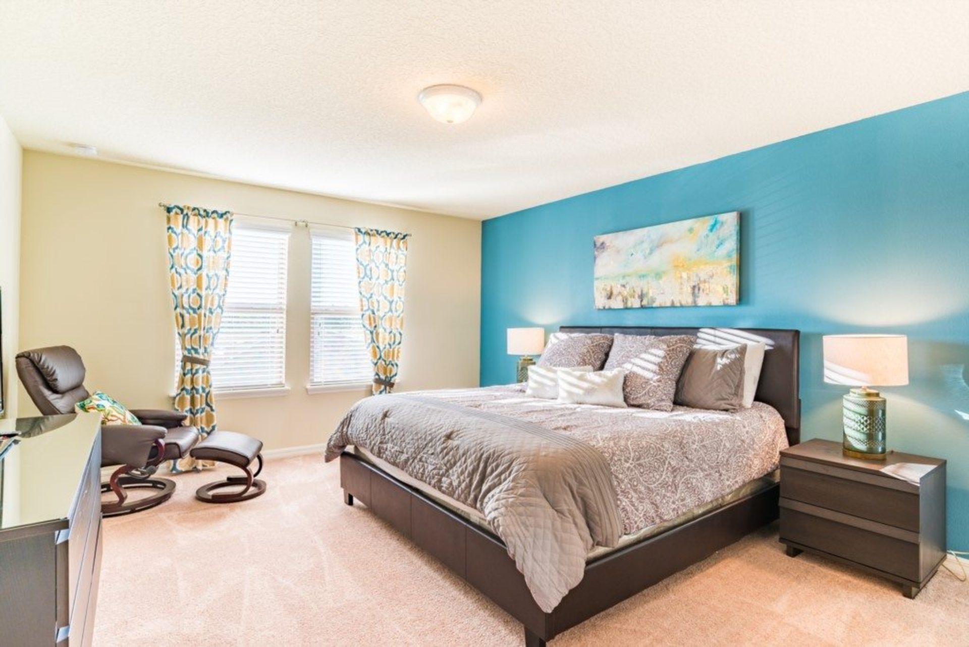 Končno lahko vi in vaša družina najamete luksuzno hišo v Windsorju v letovišču Westside z zasebnim bazenom, Townhome Orlando 1843