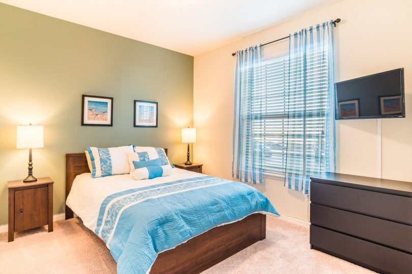Končno lahko vi in vaša družina najamete luksuzno hišo v Windsorju v letovišču Westside z zasebnim bazenom, Townhome Orlando 1843
