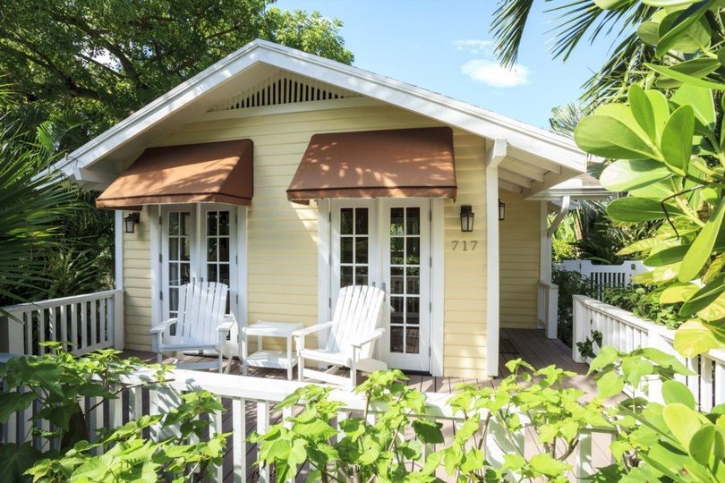 Čudovita vila z bazenom v slogu lagune v West Palm Beachu, vila West Palm Beach 1183