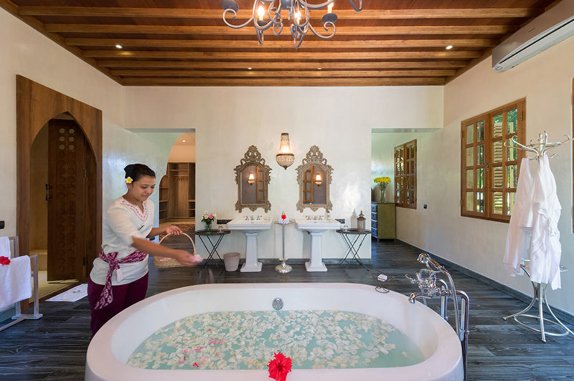 Vila s 5 zvezdicami na Baliju, nekaj minut od plaže, Bali Villa 1004