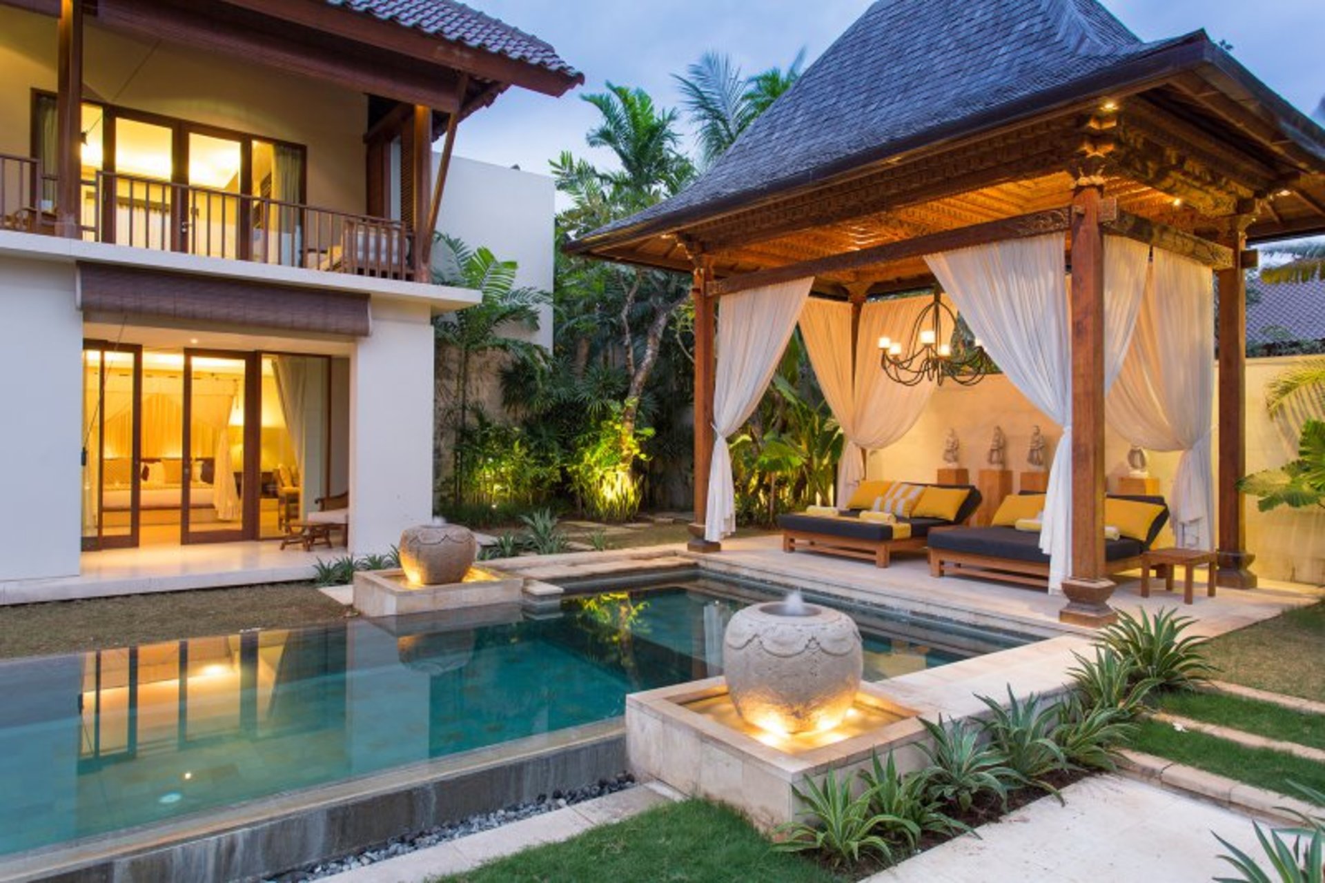 Najemite luksuzno vilo na Baliju blizu plaže, Bali Villa 1008