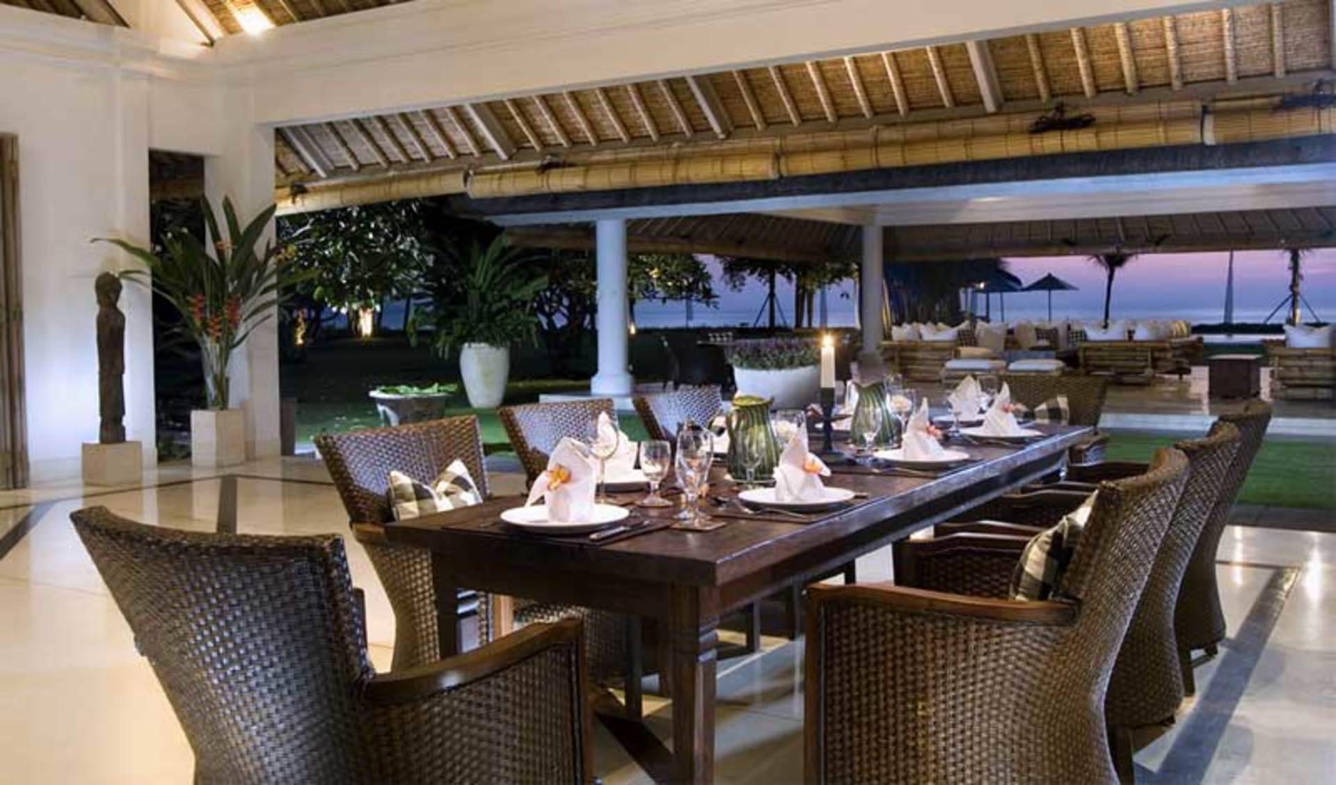 Vila s 5 zvezdicami za najem na Baliju, Bali Villa 1014