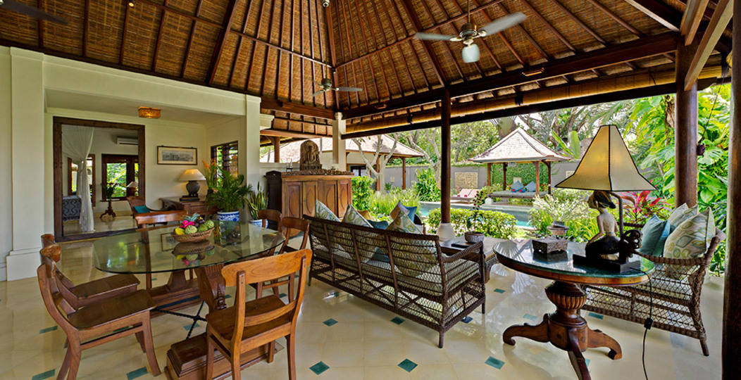 Vila s 5 zvezdicami za najem na Baliju, Bali Villa 1015