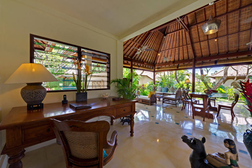 Vila s 5 zvezdicami za najem na Baliju, Bali Villa 1015