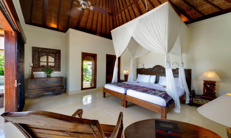 Vila s 5 zvezdicami za najem na Baliju, Bali Villa 1015