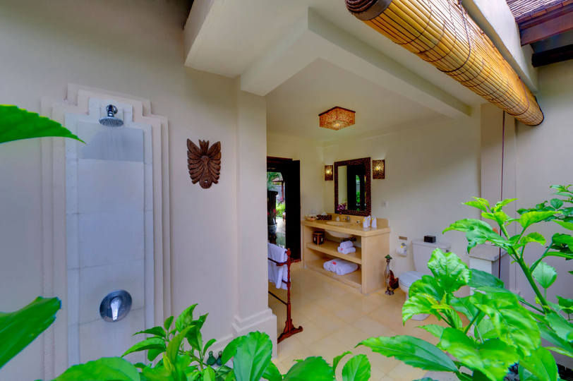 Vila s 5 zvezdicami za najem na Baliju, Bali Villa 1015