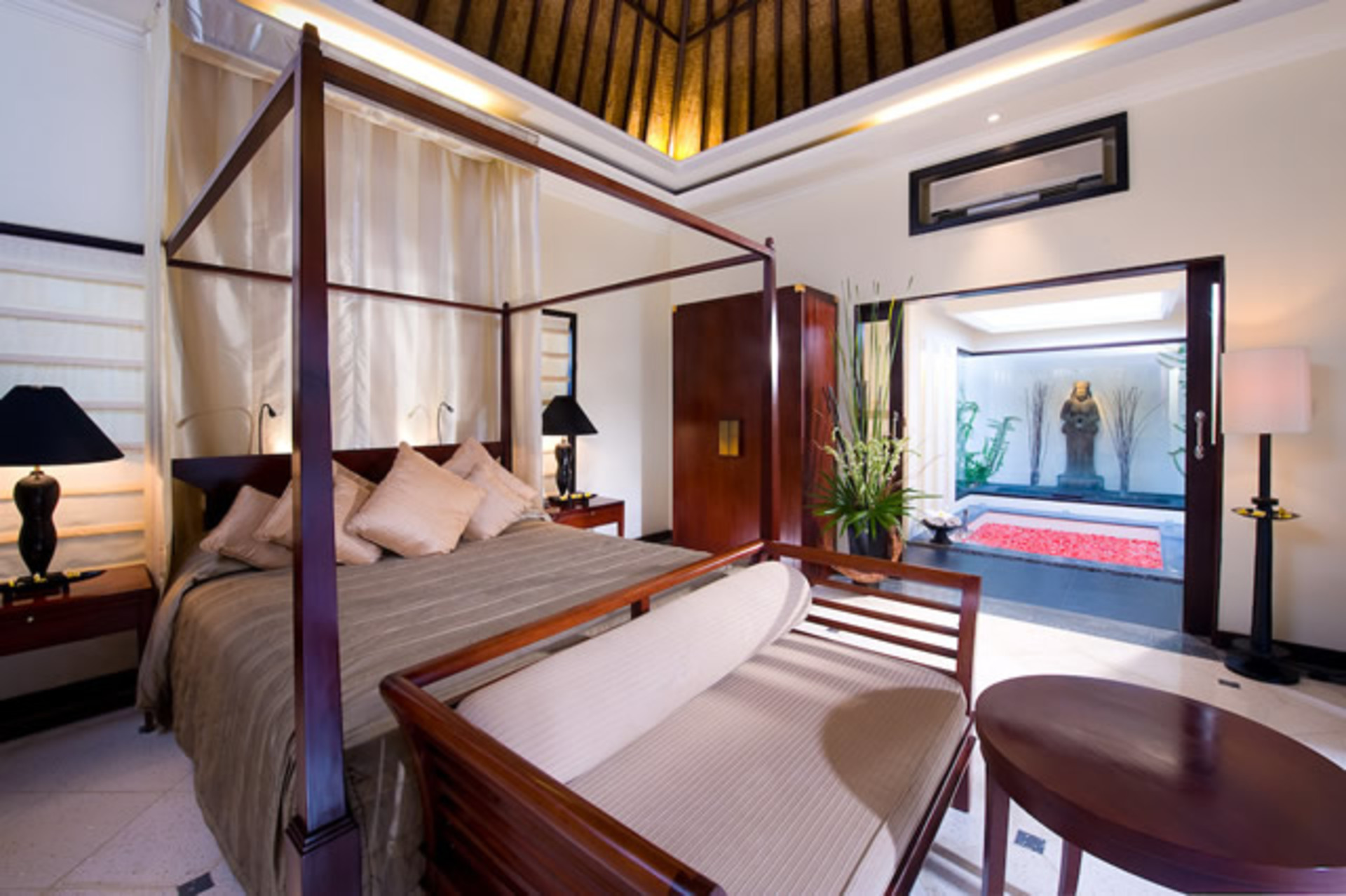 Luksuzna vila s 6 spalnicami in zasebnim bazenom, Bali Villa 1016