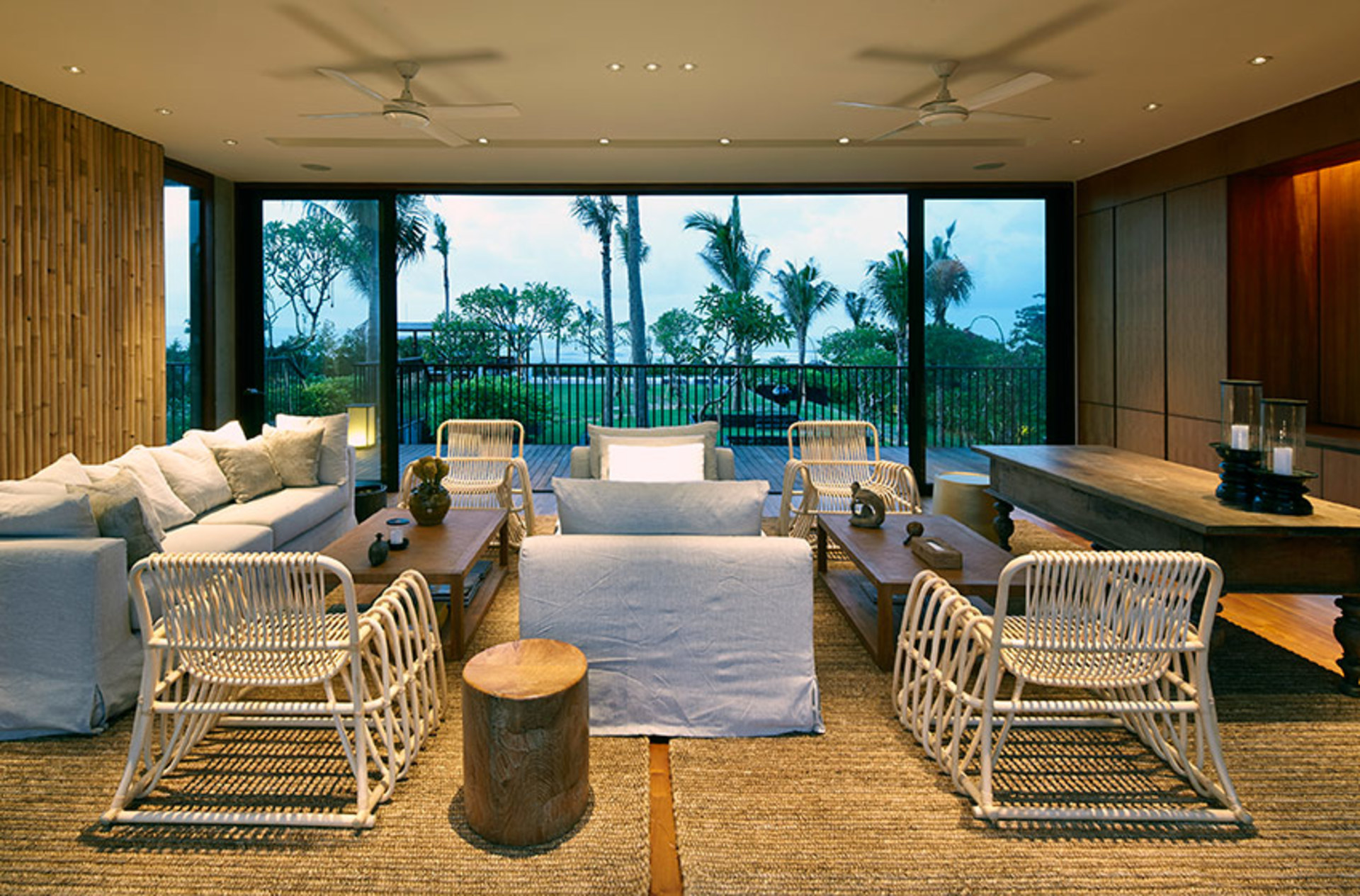 Luksuzna vila s 5 spalnicami in zasebnim bazenom, Bali Villa 1021