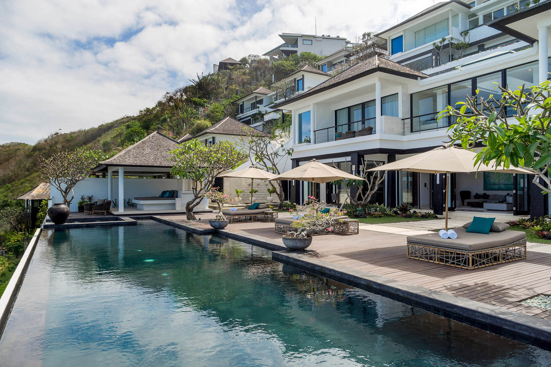 Vila s 5 zvezdicami za najem na Baliju, Bali Villa 1027