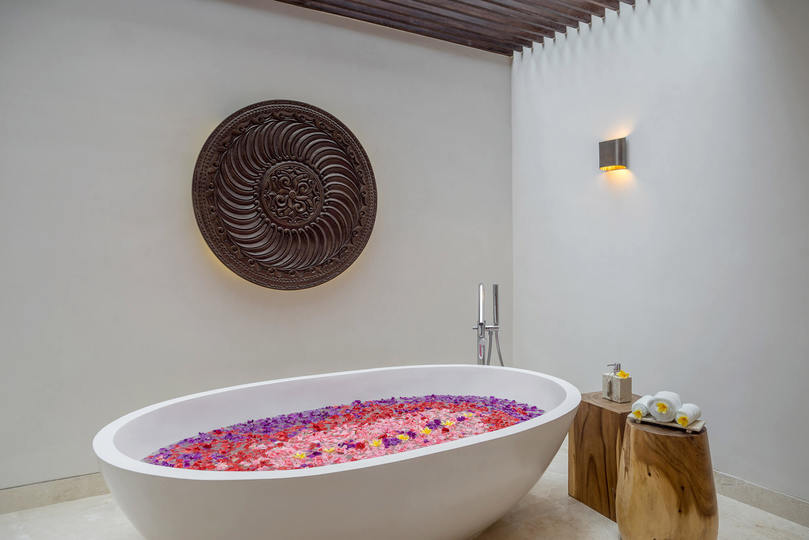 Vila s 5 zvezdicami za najem na Baliju, Bali Villa 1027