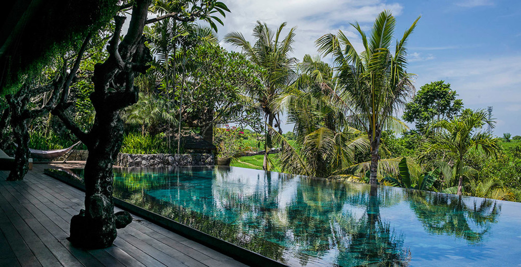Končno lahko vi in vaša družina najamete luksuzno vilo z neverjetnim osebjem, Bali Villa 1028