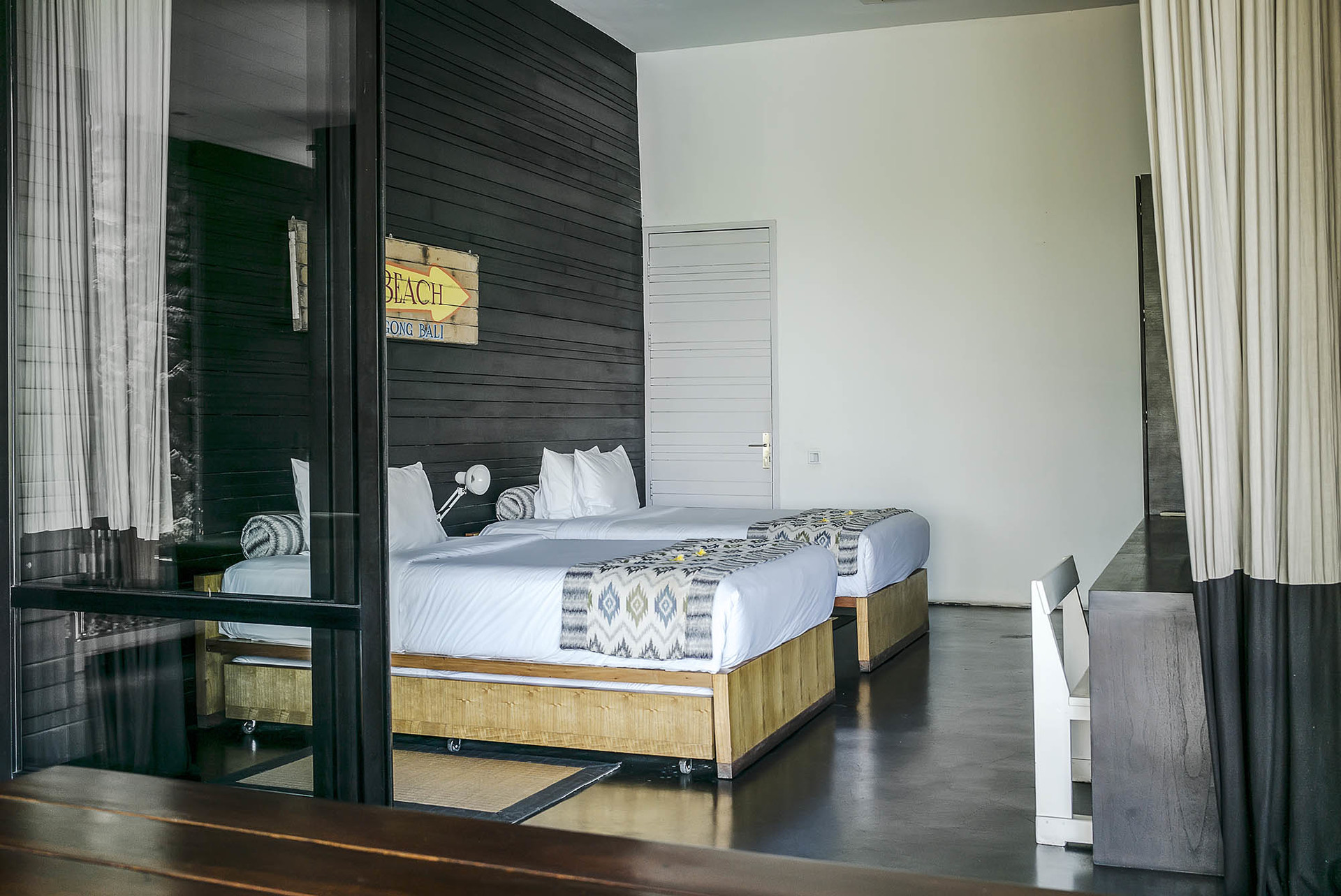 Končno lahko vi in vaša družina najamete luksuzno vilo z neverjetnim osebjem, Bali Villa 1028