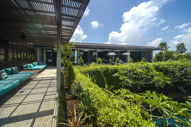 Končno lahko vi in vaša družina najamete luksuzno vilo z neverjetnim osebjem, Bali Villa 1028