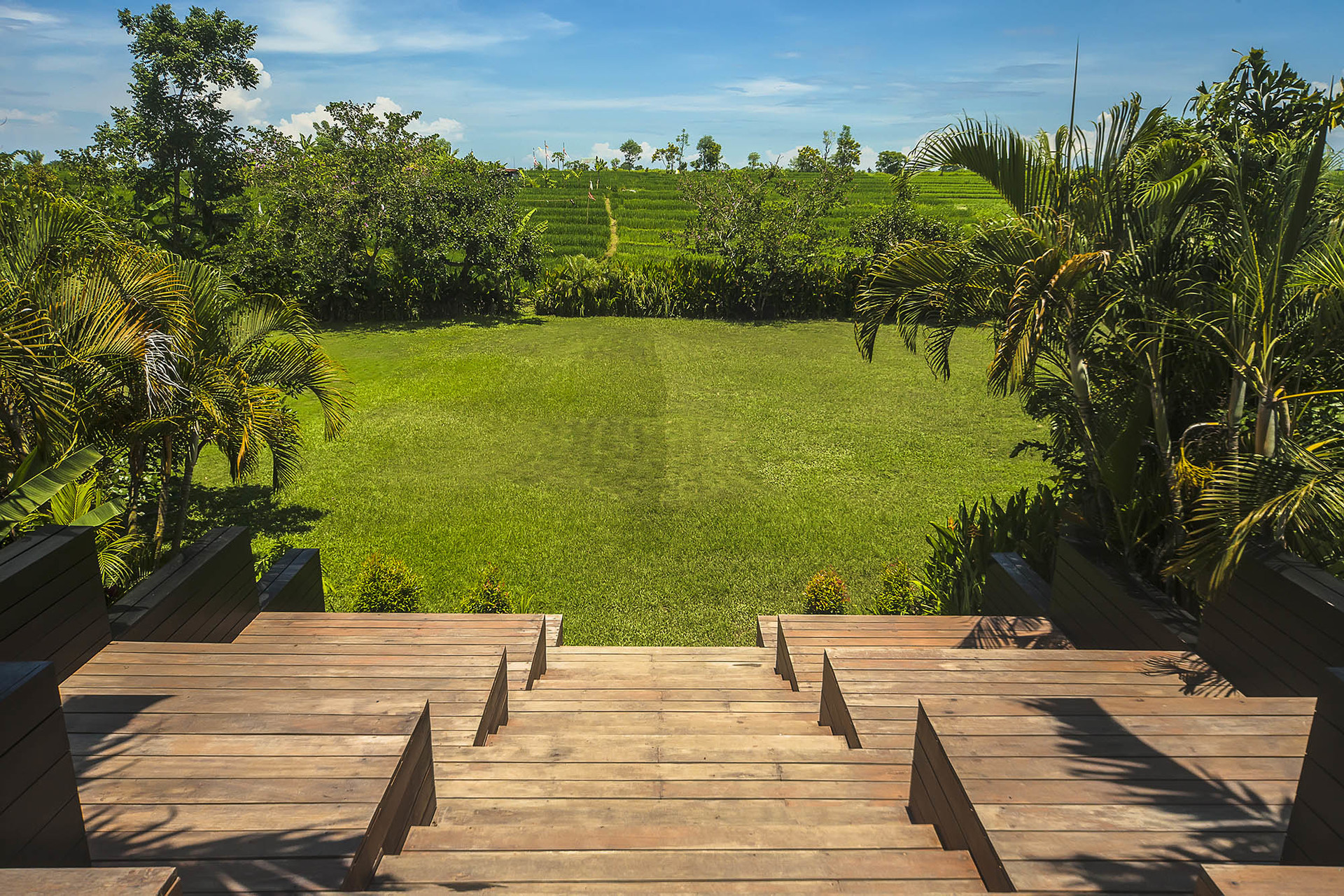 Končno lahko vi in vaša družina najamete luksuzno vilo z neverjetnim osebjem, Bali Villa 1028