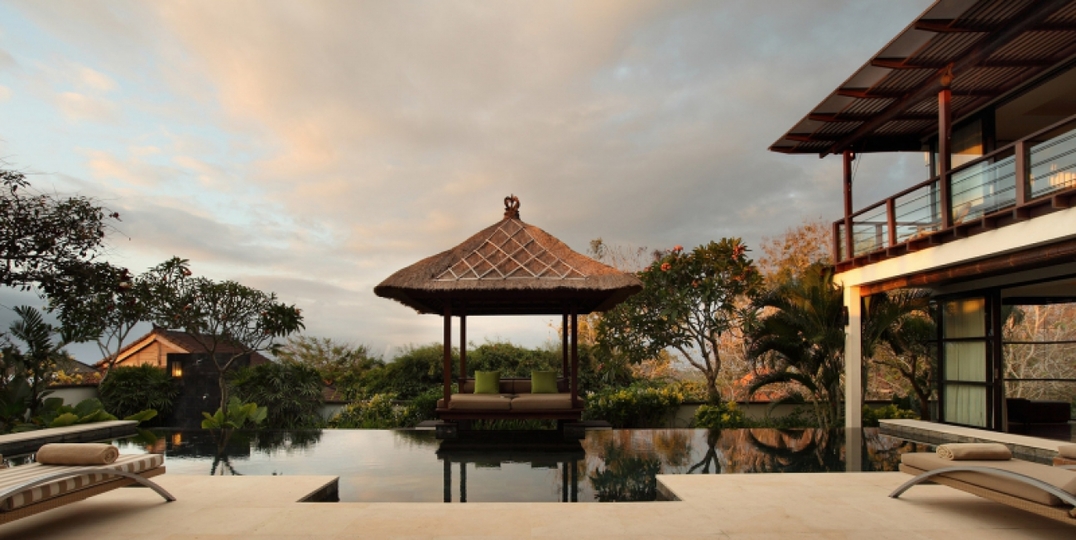 Luksuzna vila s 4 spalnicami in zasebnim bazenom, Bali Villa 1031