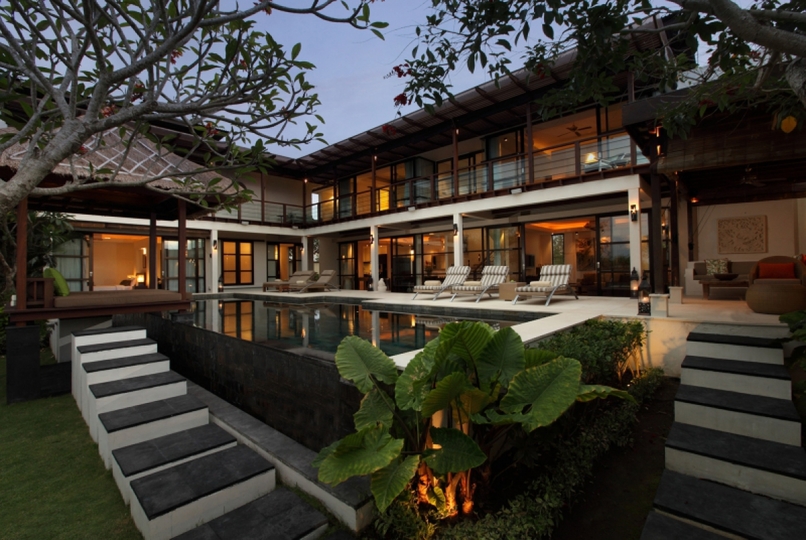 Luksuzna vila s 4 spalnicami in zasebnim bazenom, Bali Villa 1031