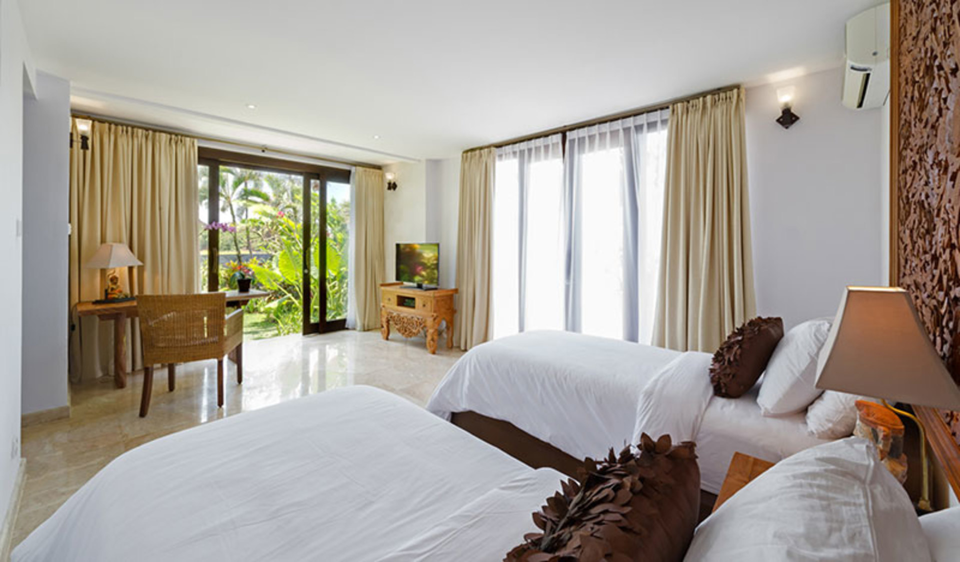 Najemite luksuzno vilo na Baliju blizu plaže, Bali Villa 1038