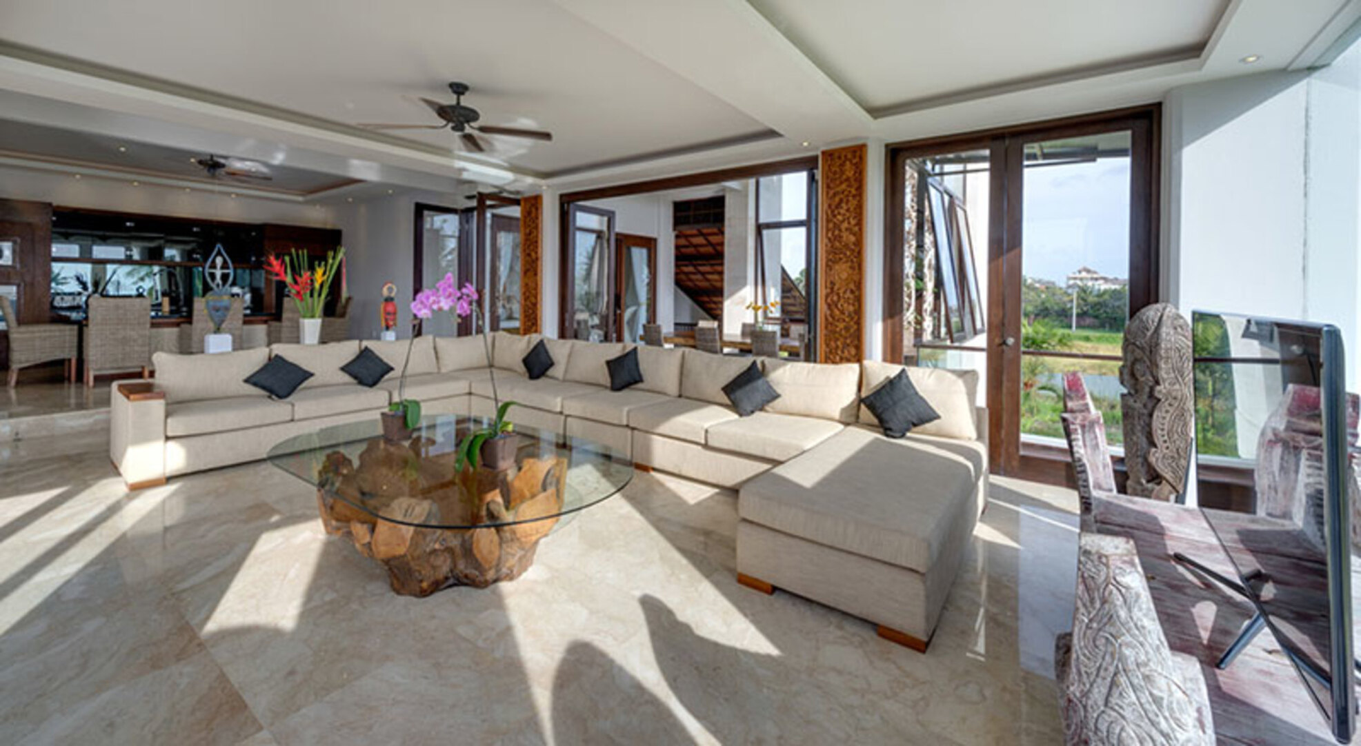 Najemite luksuzno vilo na Baliju blizu plaže, Bali Villa 1038