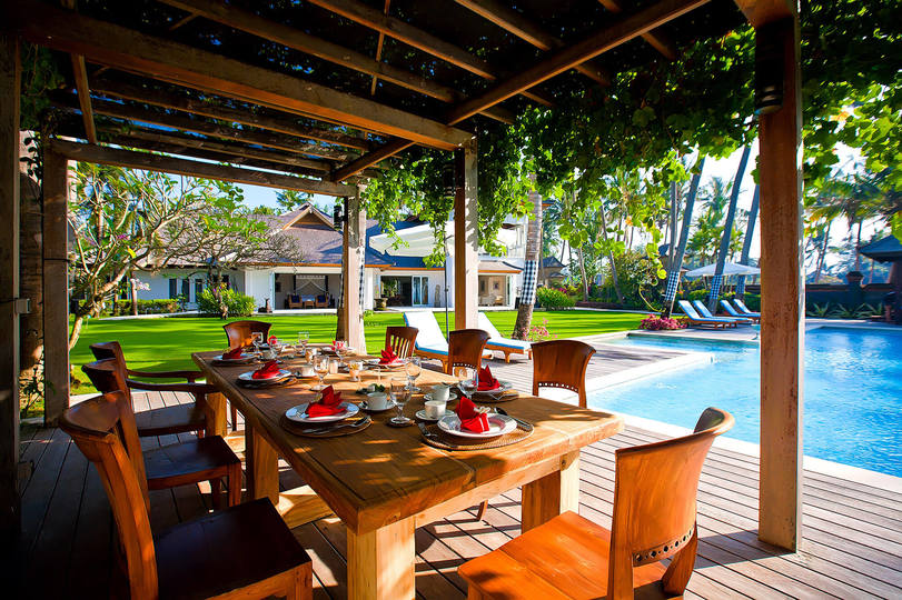 Všeč vam bo ta luksuzna vila na vrhunski lokaciji v Sanur-Ketewelu, Villa Puri Nirwana