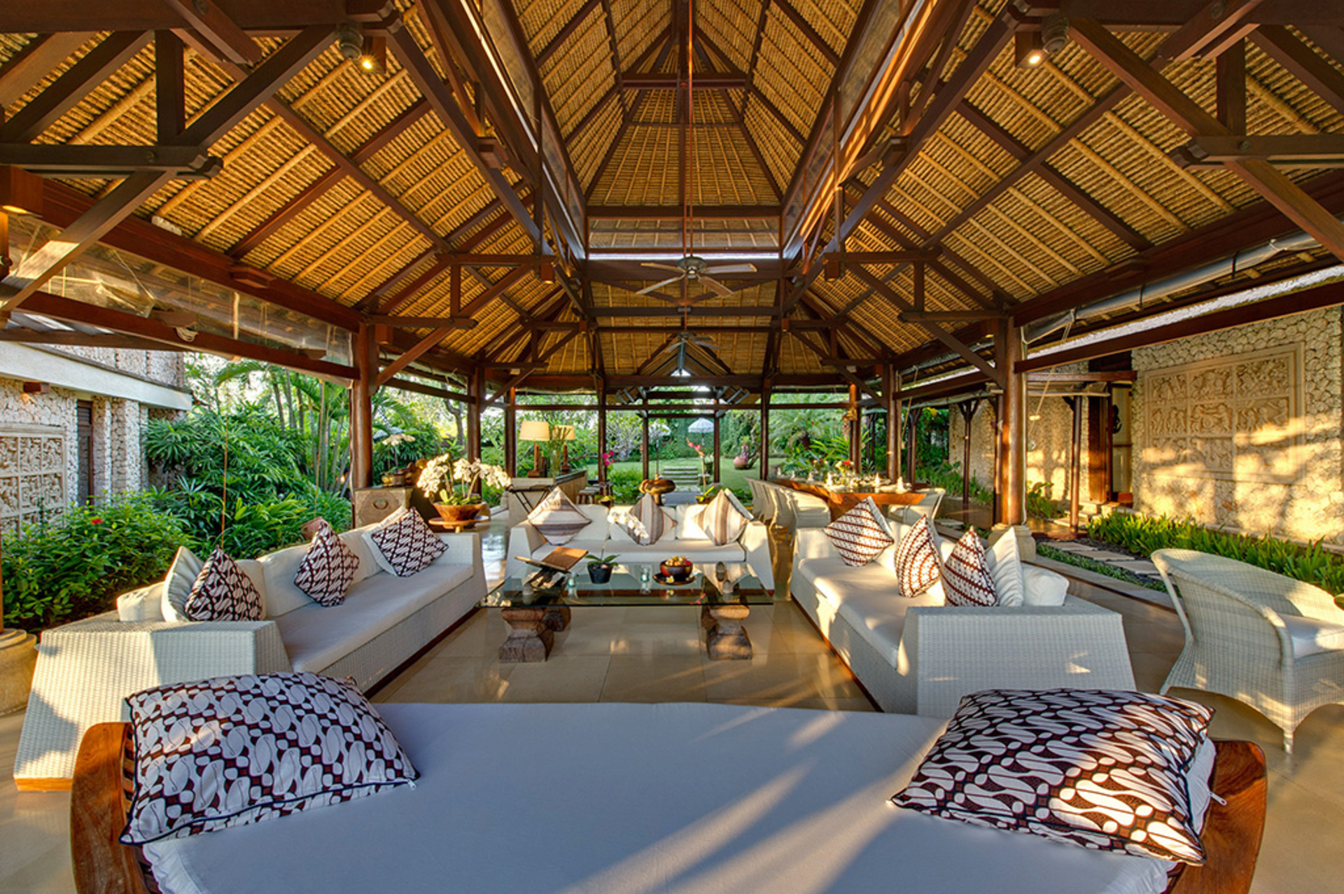 Luksuzna vila s 6 spalnicami in zasebnim bazenom, Bali Villa 1046