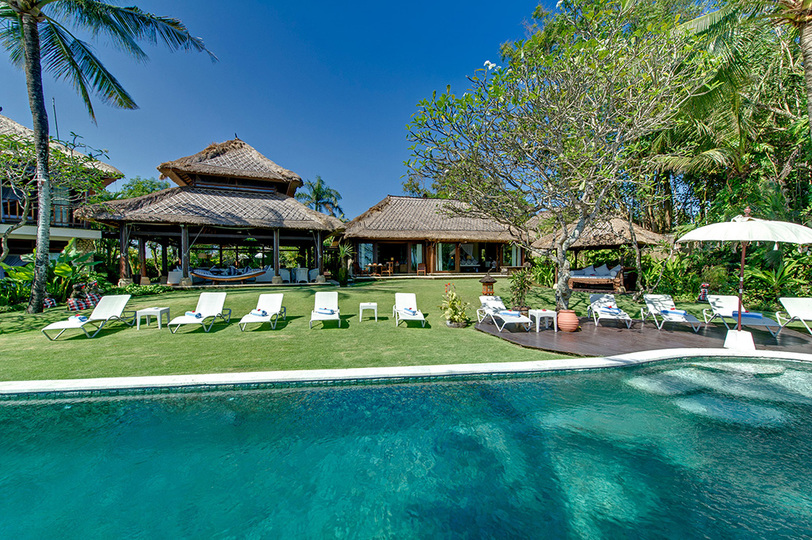 Luksuzna vila s 6 spalnicami in zasebnim bazenom, Bali Villa 1046