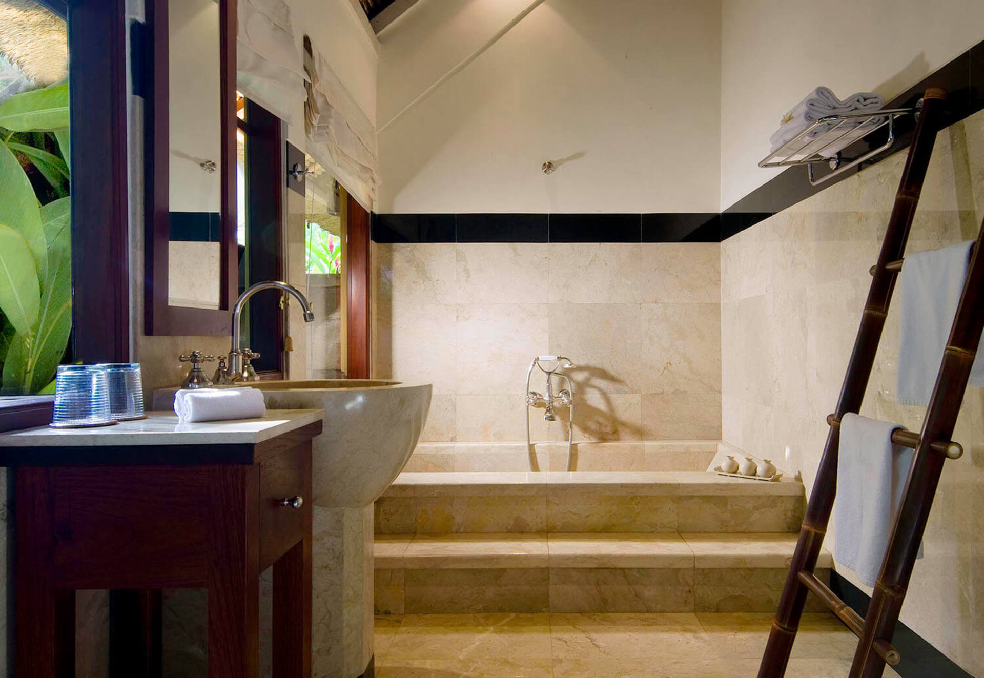 Luksuzna vila s 4 spalnicami in zasebnim bazenom, Bali Villa 1049