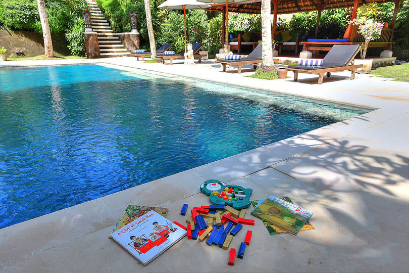 Luksuzna vila s 4 spalnicami in zasebnim bazenom, Bali Villa 1049