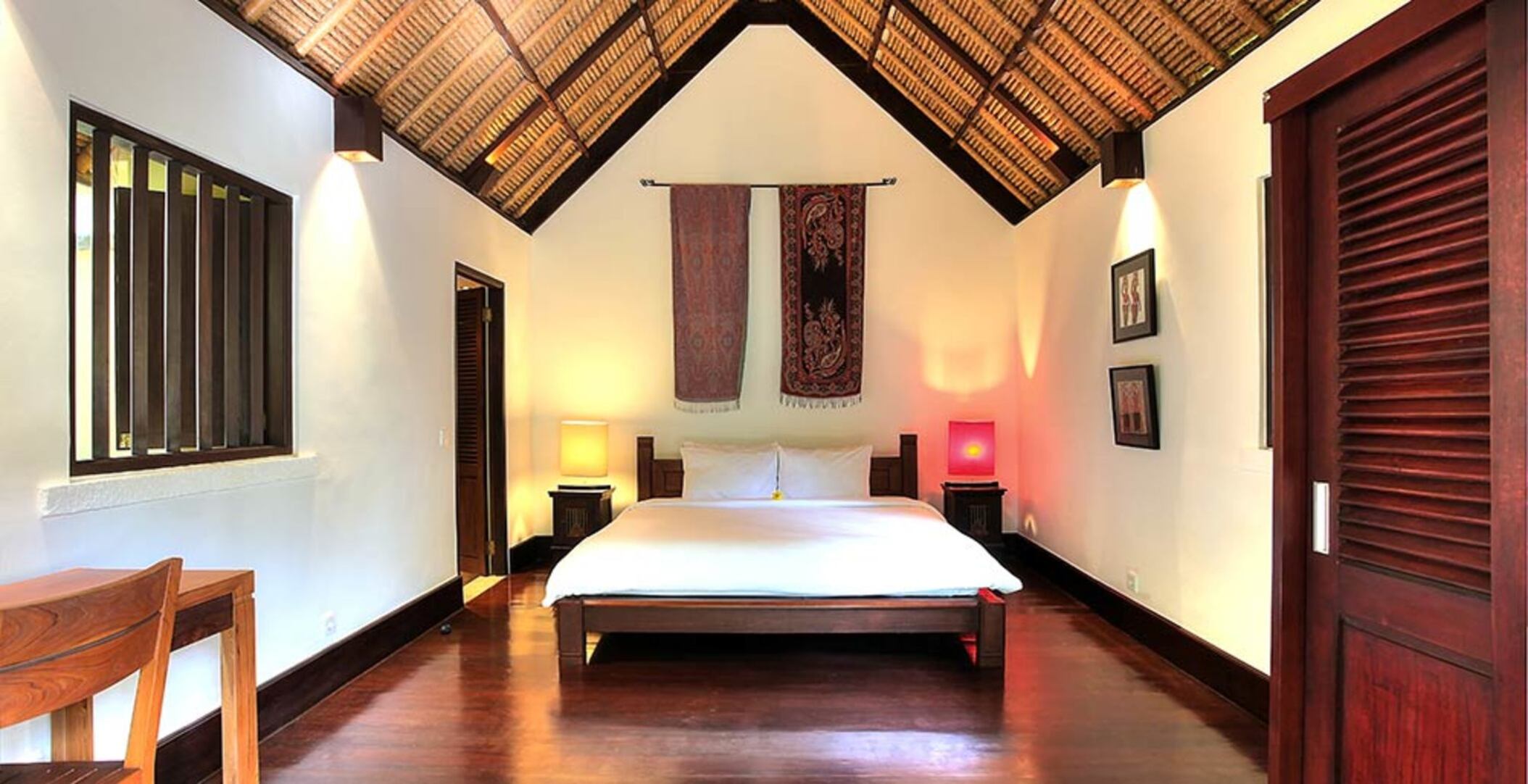 Luksuzna vila s 4 spalnicami in zasebnim bazenom, Bali Villa 1049