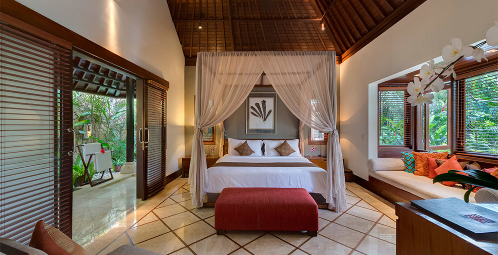 Luksuzna vila s 5 spalnicami in zasebnim bazenom, Bali Villa 1057