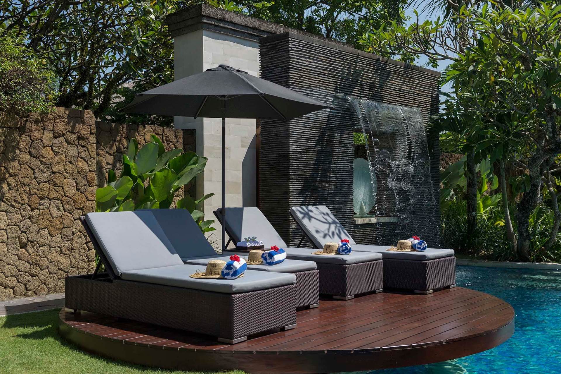 Luksuzna vila s 5 spalnicami in zasebnim bazenom, Bali Villa 1057