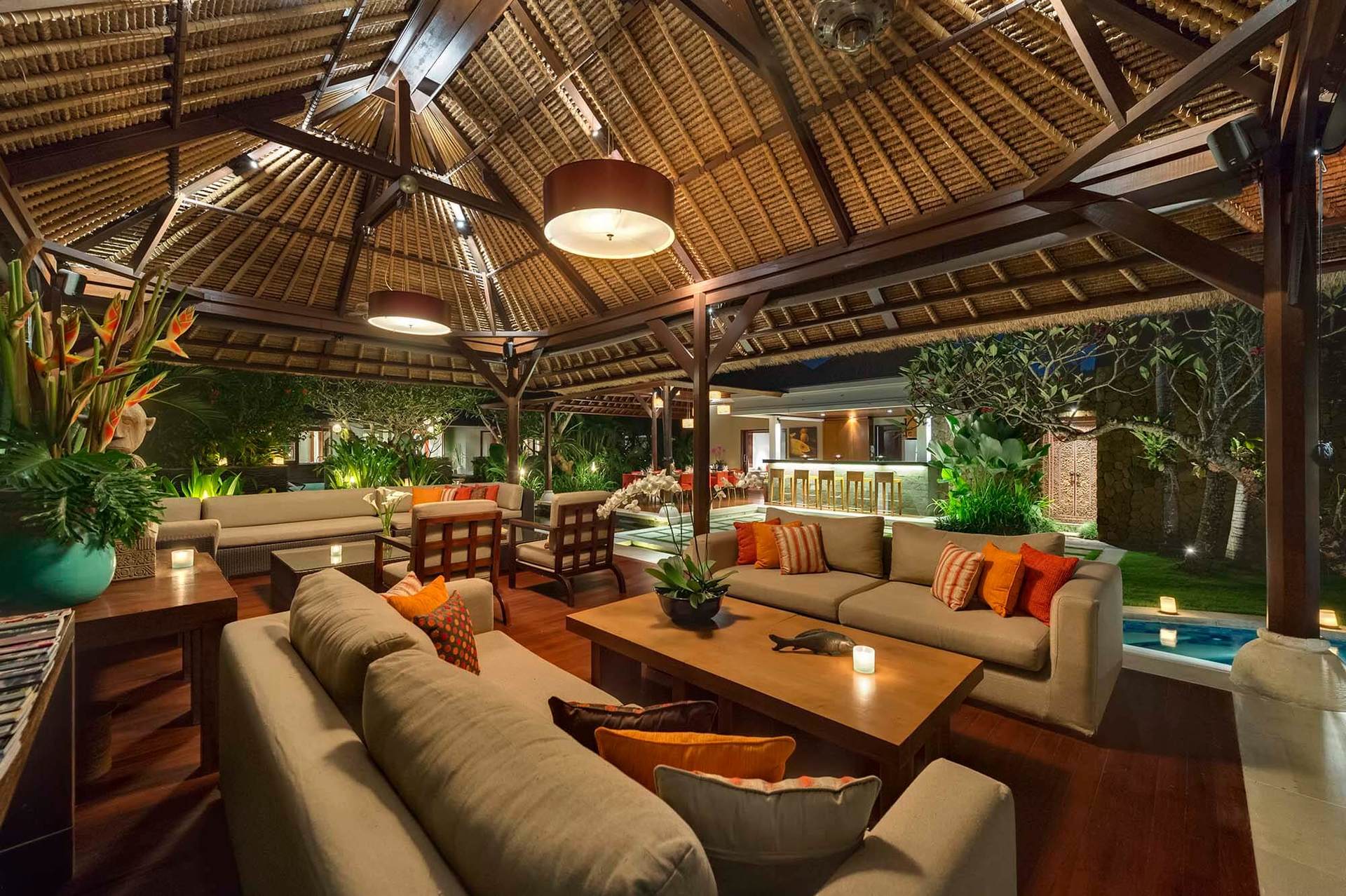 Luksuzna vila s 5 spalnicami in zasebnim bazenom, Bali Villa 1057