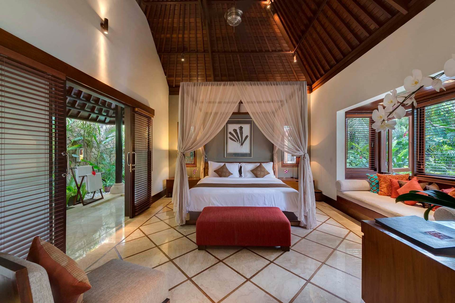 Luksuzna vila s 5 spalnicami in zasebnim bazenom, Bali Villa 1057