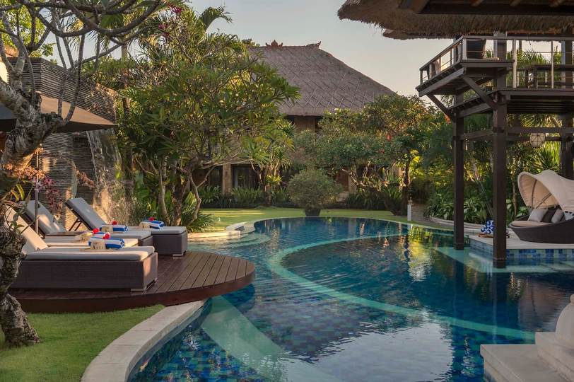 Luksuzna vila s 5 spalnicami in zasebnim bazenom, Bali Villa 1057