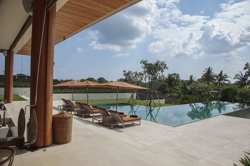 Luksuzna vila s 5 spalnicami in zasebnim bazenom, Bali Villa 1071