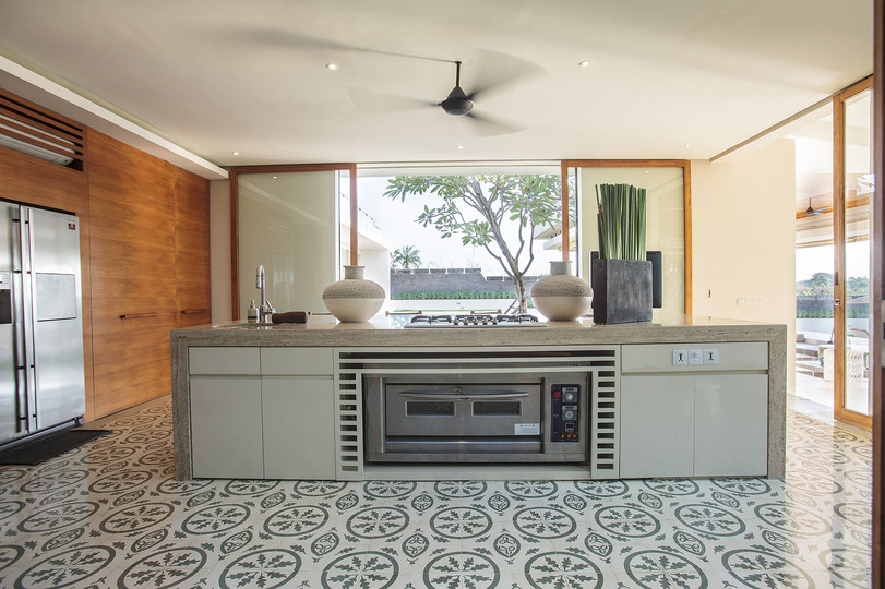 Luksuzna vila s 5 spalnicami in zasebnim bazenom, Bali Villa 1071