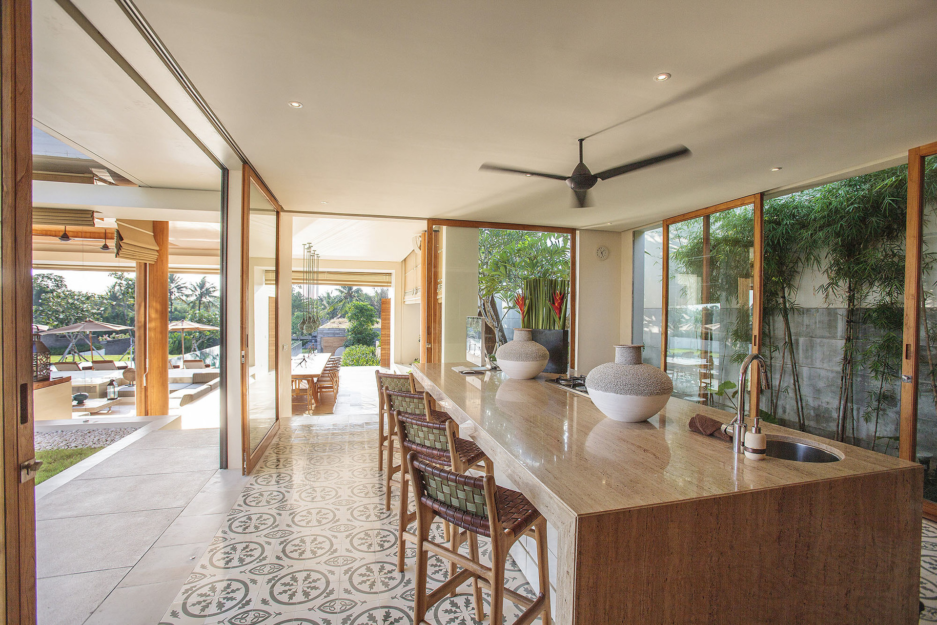 Luksuzna vila s 5 spalnicami in zasebnim bazenom, Bali Villa 1071