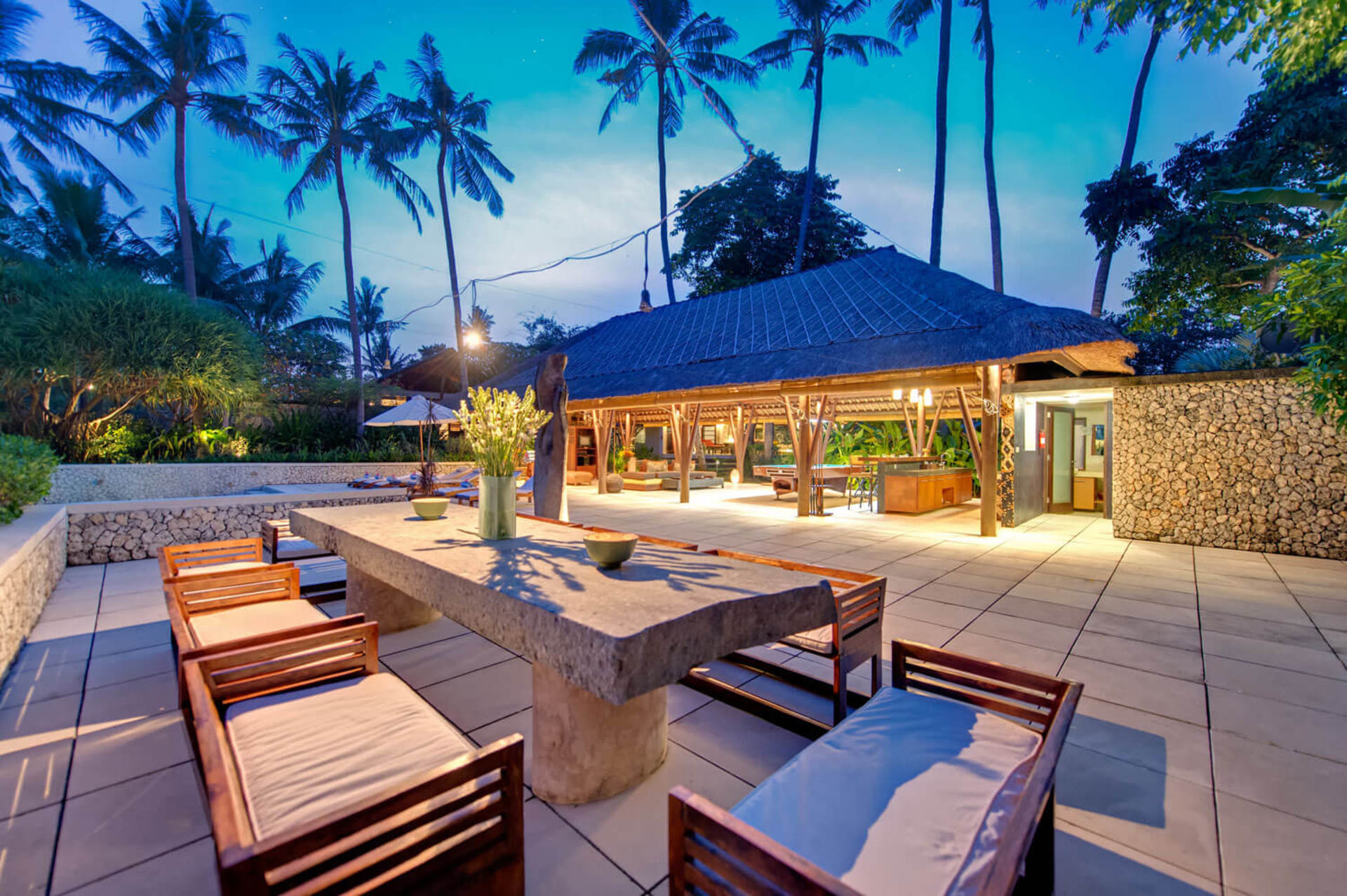 Vila s 5 zvezdicami za najem na Baliju, Bali Villa 1074