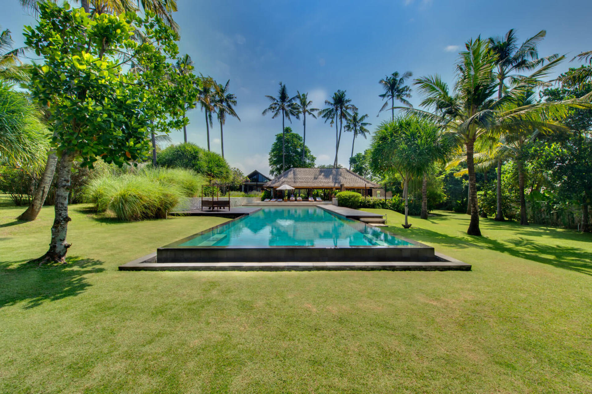 Vila s 5 zvezdicami za najem na Baliju, Bali Villa 1074