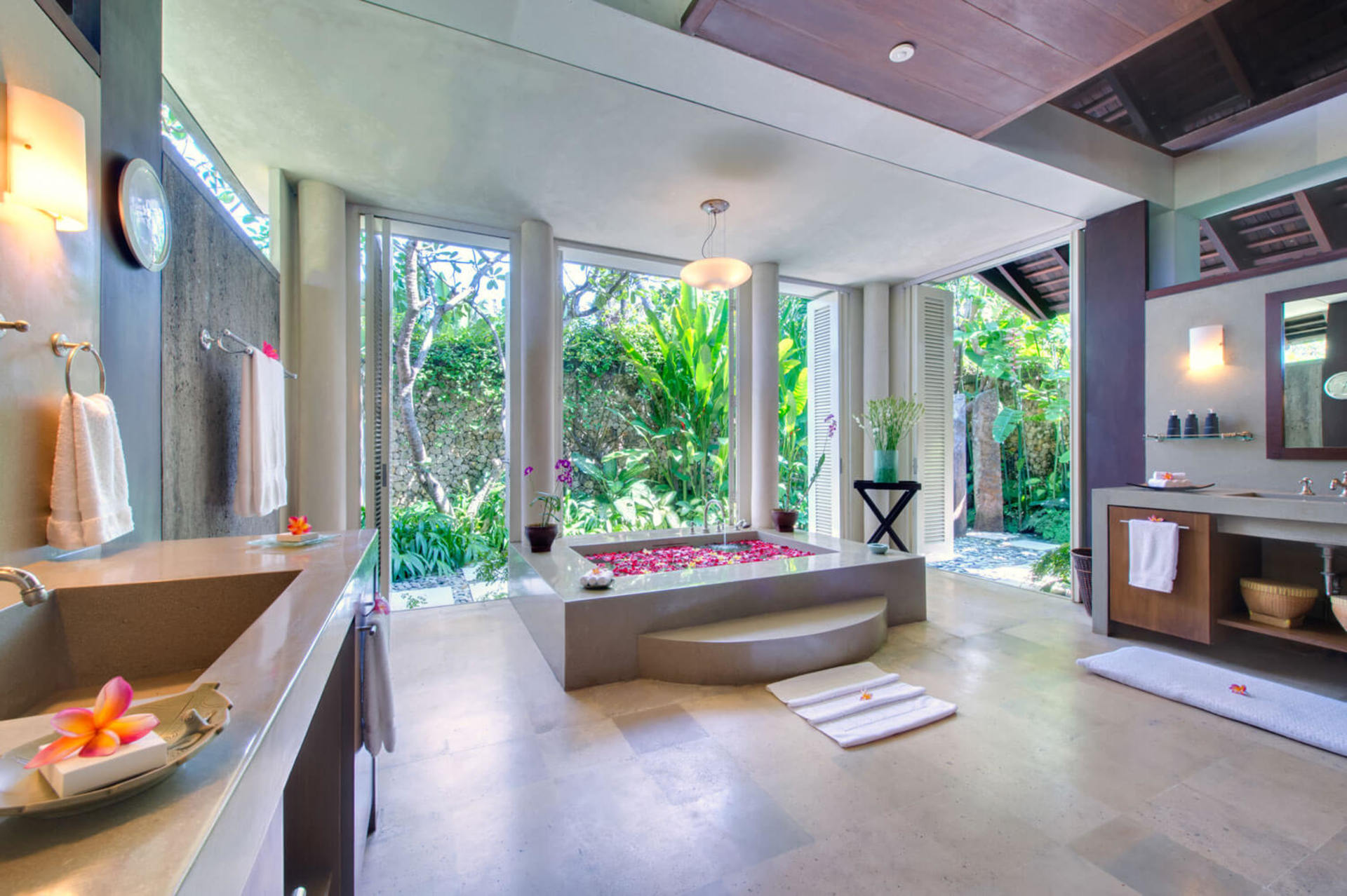 Vila s 5 zvezdicami za najem na Baliju, Bali Villa 1074