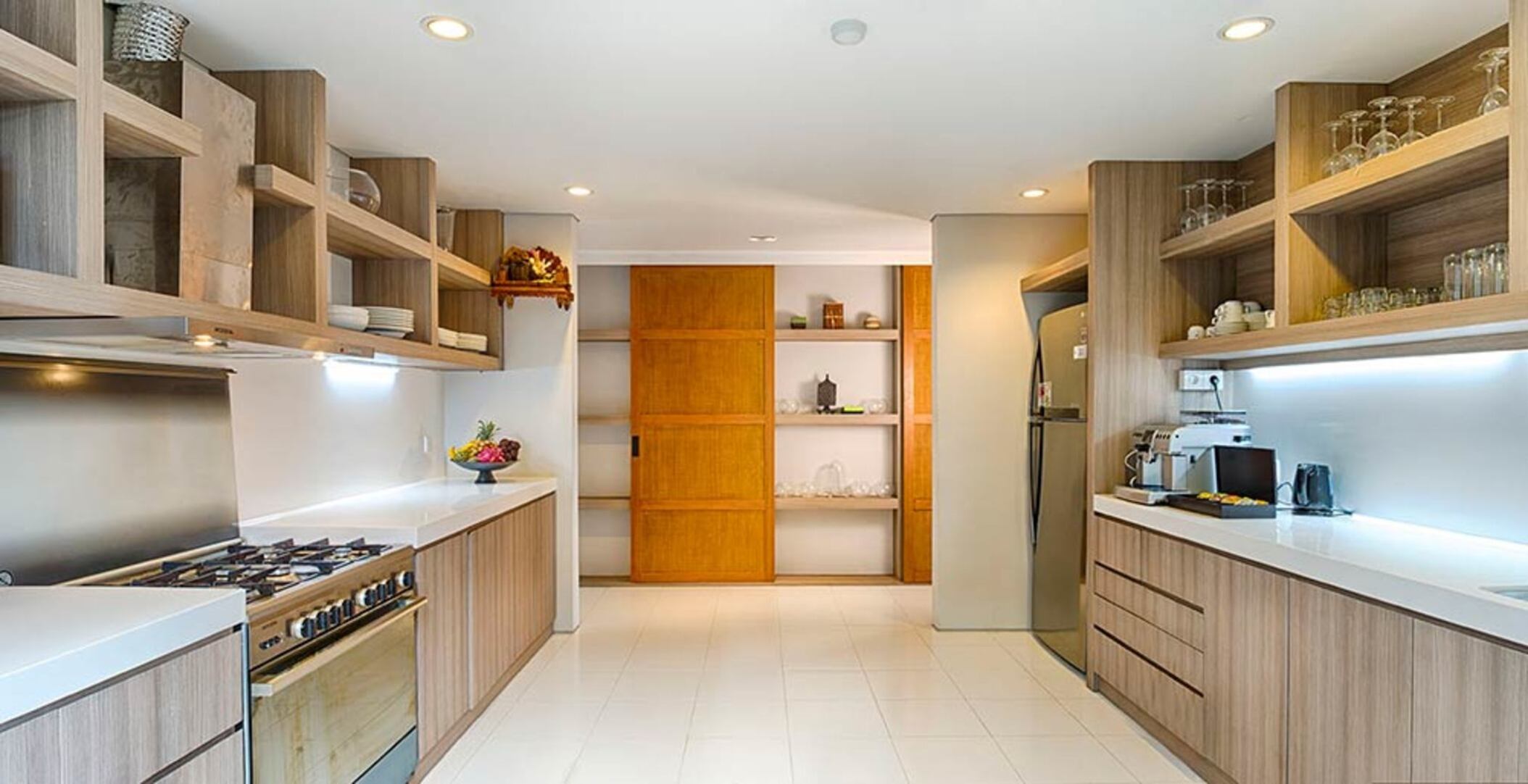 Vila s 5 zvezdicami za najem na Baliju, Bali Villa 1083