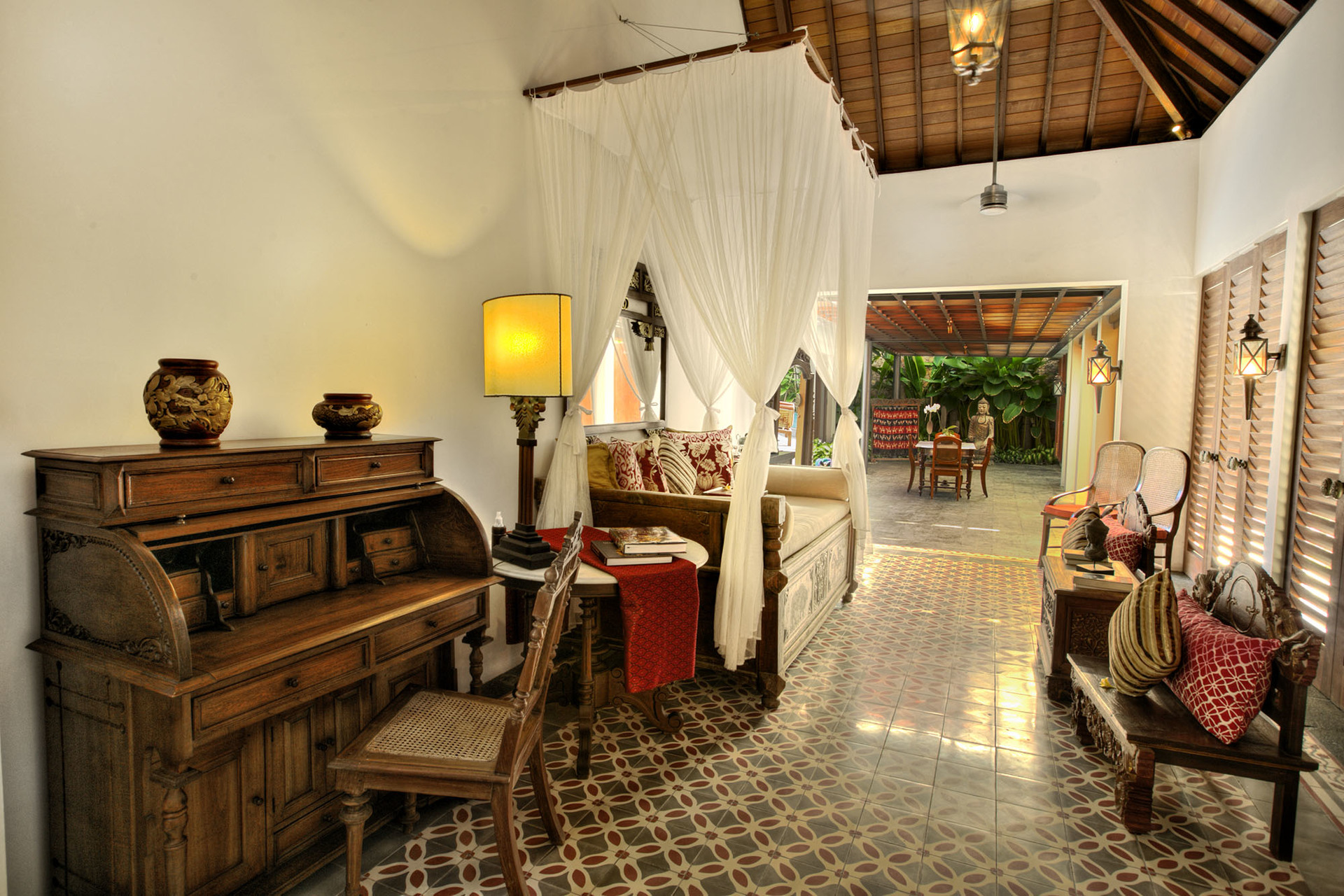 Vila s 5 zvezdicami za najem na Baliju, Bali Villa 1092