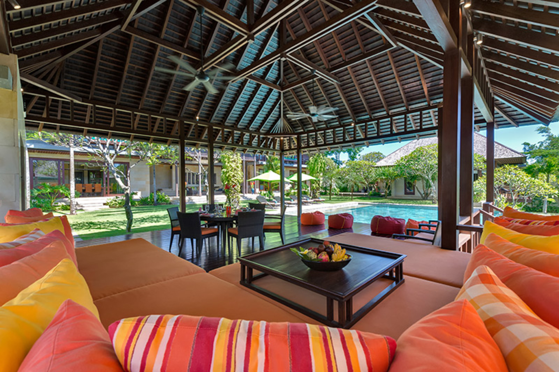 Luksuzna vila s 5 spalnicami in zasebnim bazenom, Bali Villa 1097