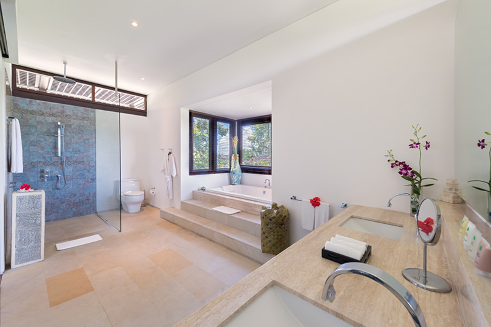 Luksuzna vila s 5 spalnicami in zasebnim bazenom, Bali Villa 1097