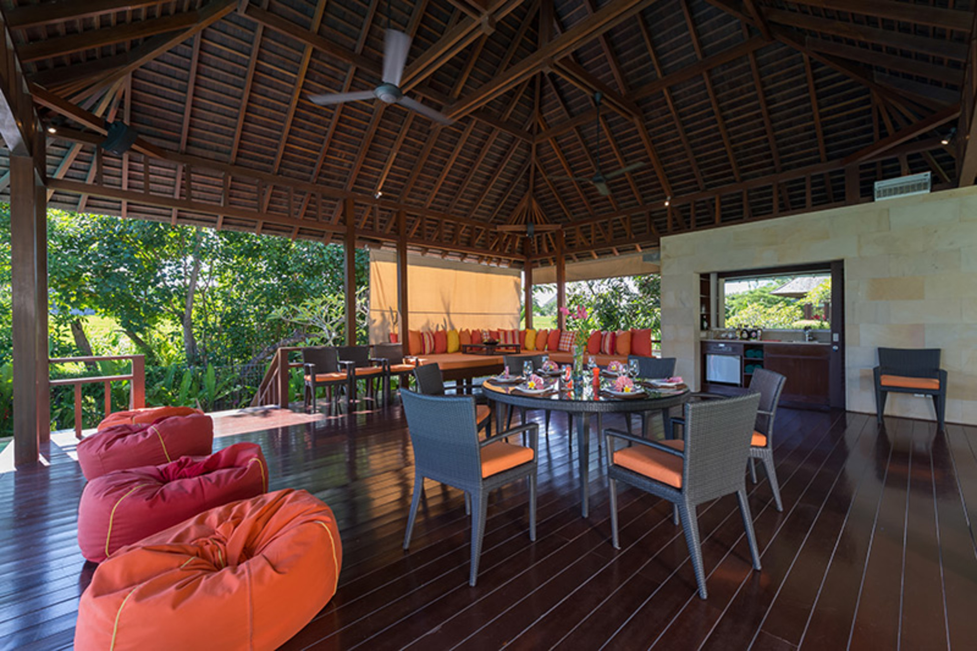 Luksuzna vila s 5 spalnicami in zasebnim bazenom, Bali Villa 1097