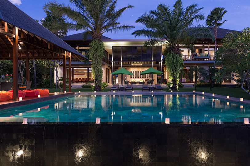 Luksuzna vila s 5 spalnicami in zasebnim bazenom, Bali Villa 1097