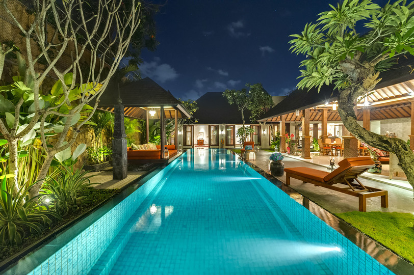 Vila s 5 zvezdicami za najem na Baliju, Bali Villa 1124